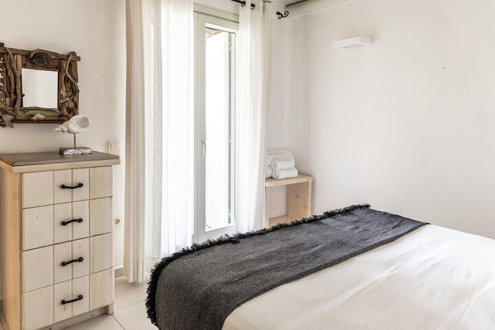 Room 50 of 173