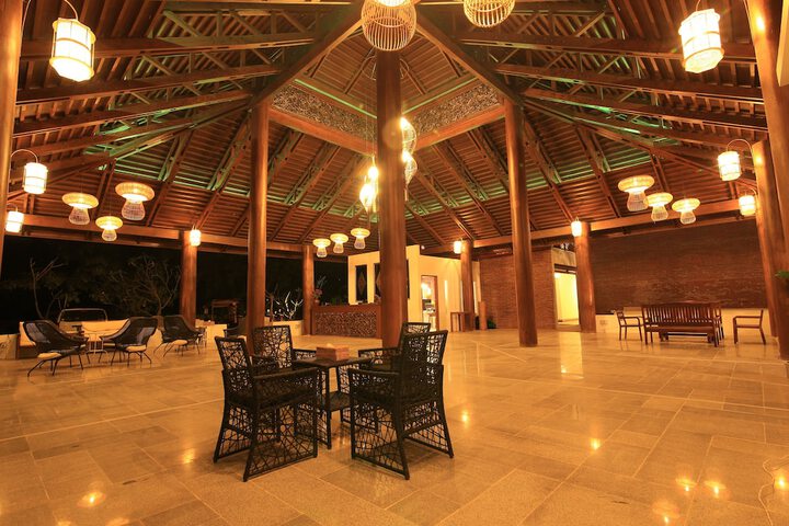Hotel Interior 2 of 80