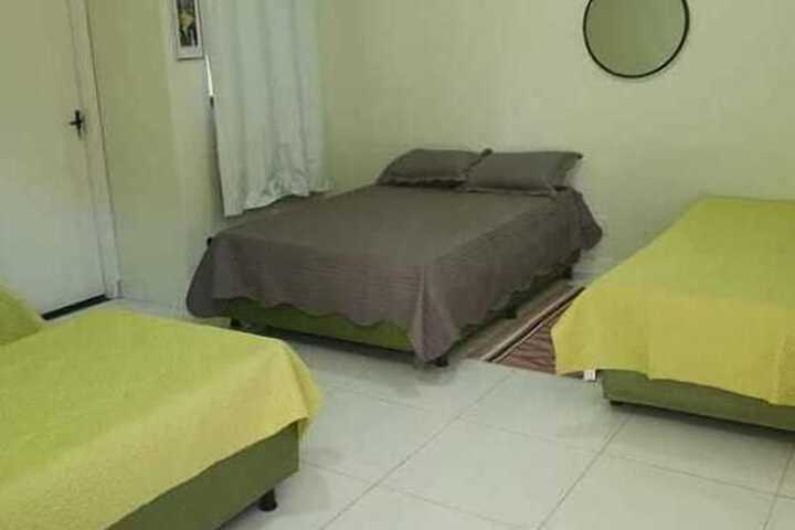 Room 4 of 6