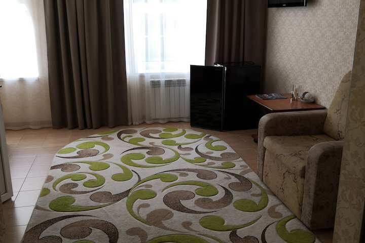 Room 7 of 11