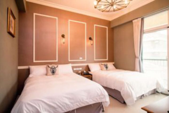 Room 14 of 43