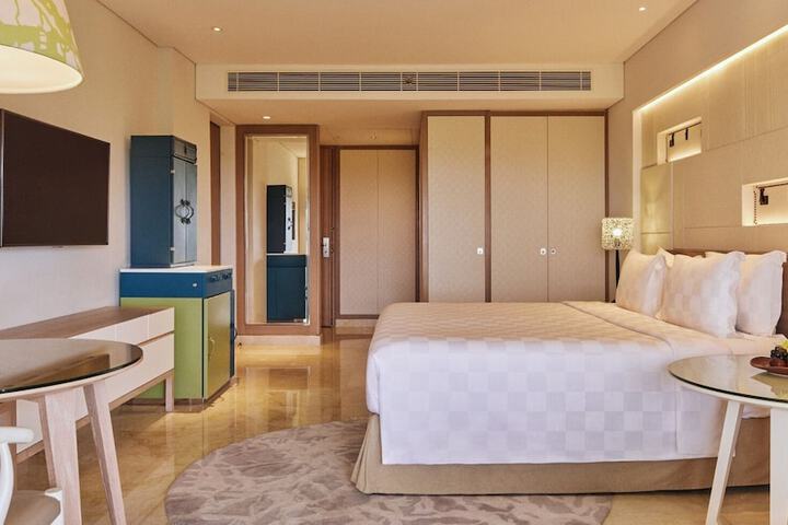 Room 58 of 204