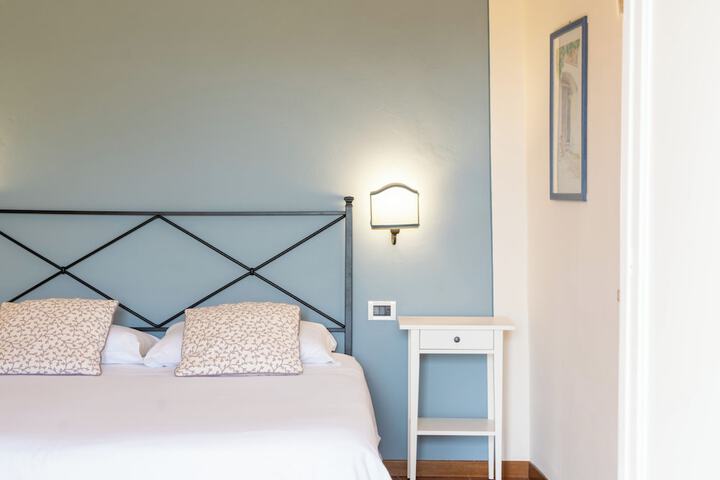 Room 10 of 53