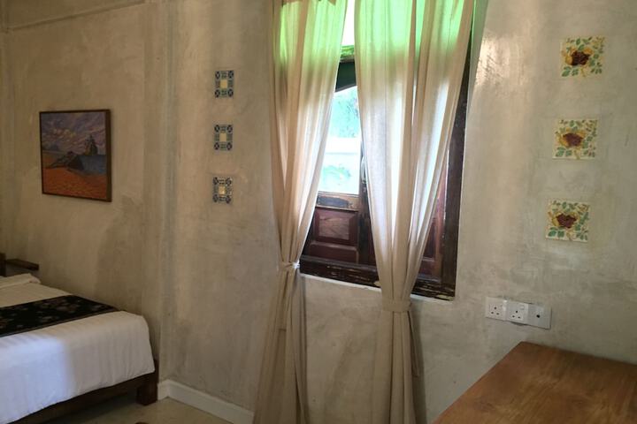 Room 14 of 62