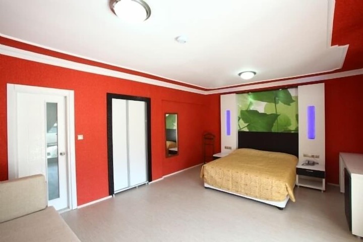 Room 12 of 55