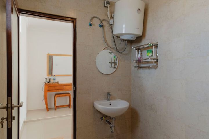 Room 15 of 21