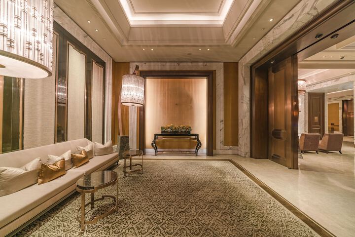 Guest Lobby