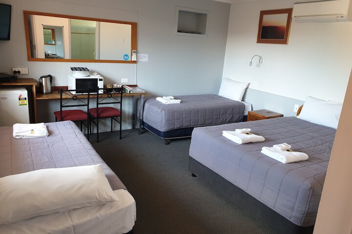 Room 4 of 49