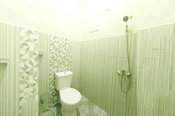 Room 12 of 12