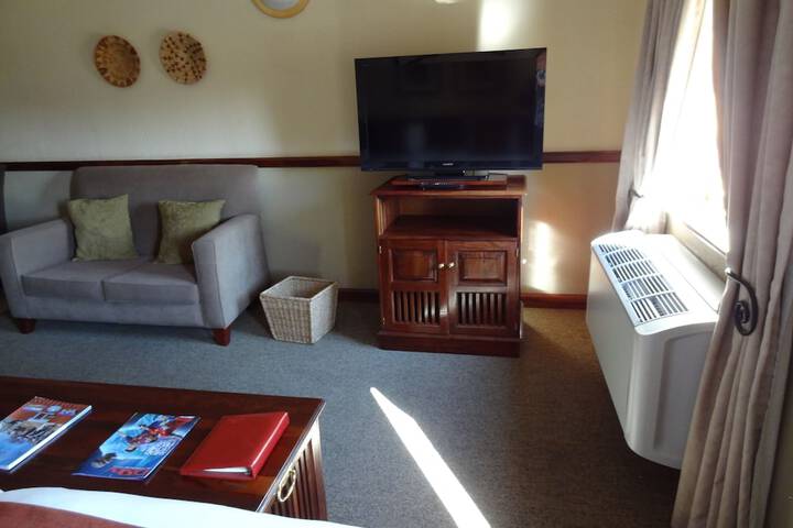 Room 16 of 32