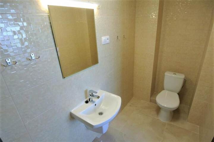 Room 15 of 19