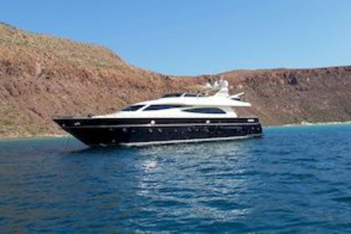 Image of Catarí Luxury Yacht