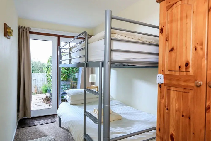 Room 2 of 15