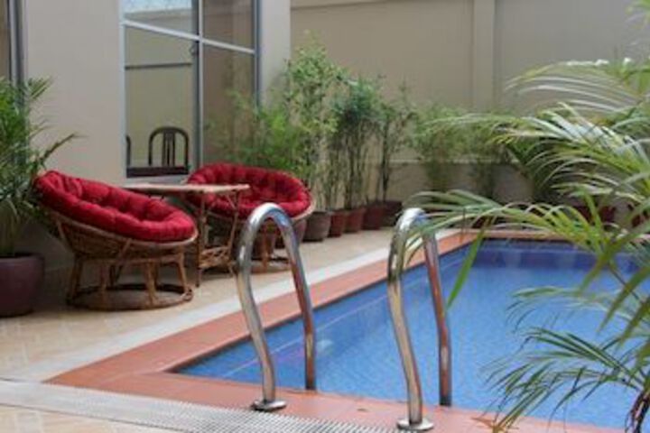 Pool 57 of 68