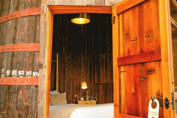 Room 28 of 122