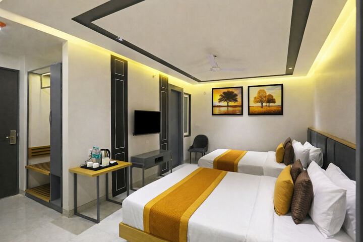 Room 36 of 43