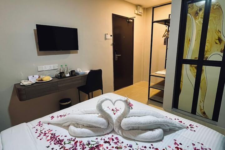Room 17 of 41