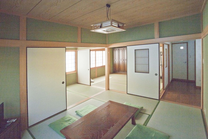 Room 5 of 29