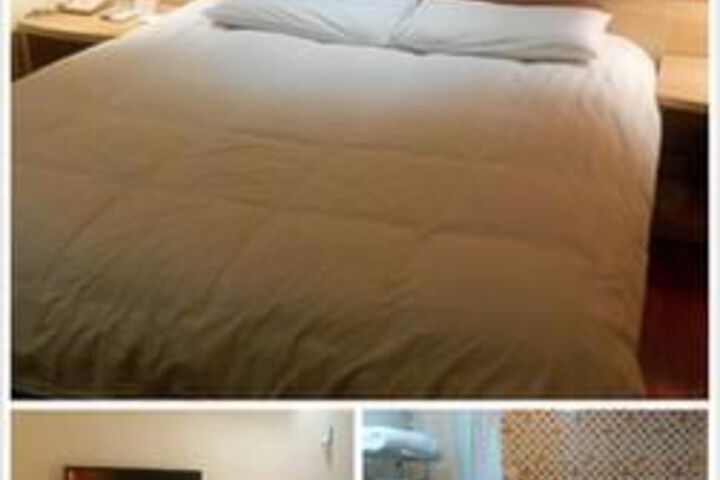 Room 3 of 18