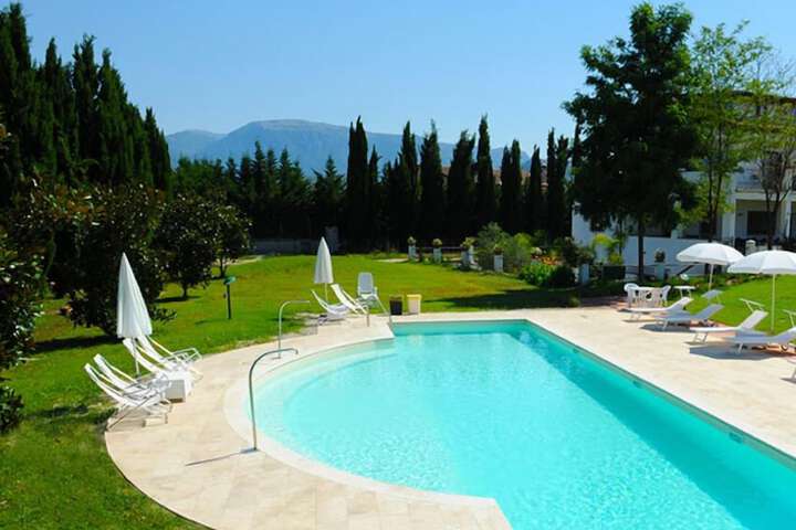 Hotel with Pool