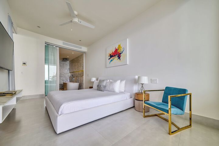 Room 39 of 270