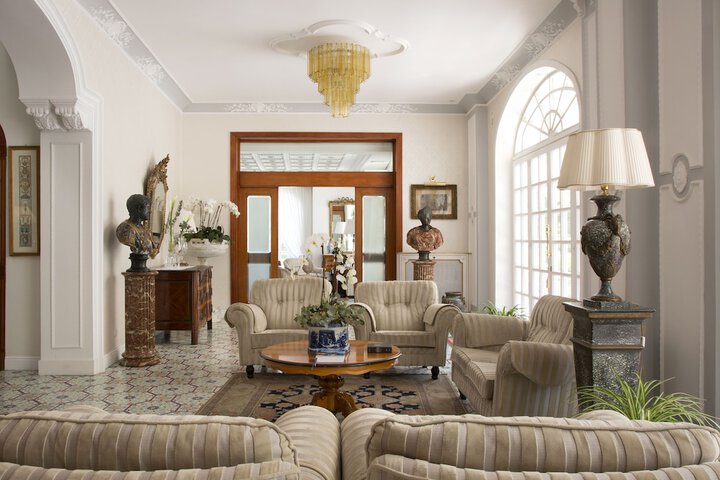 Lobby Photos