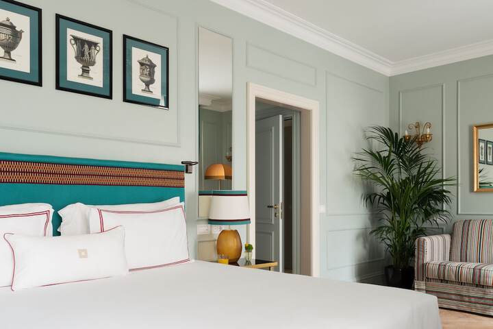 Room 43 of 90