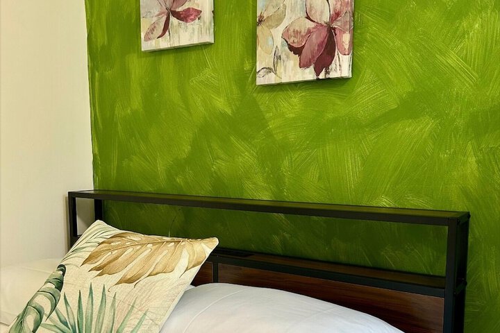 Room 12 of 46