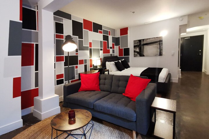 Room 12 of 51