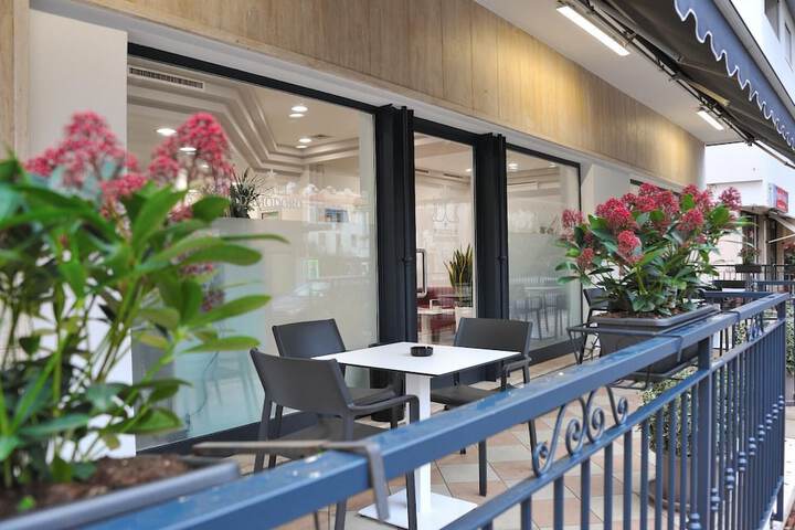 Terrace/Patio 7 of 15