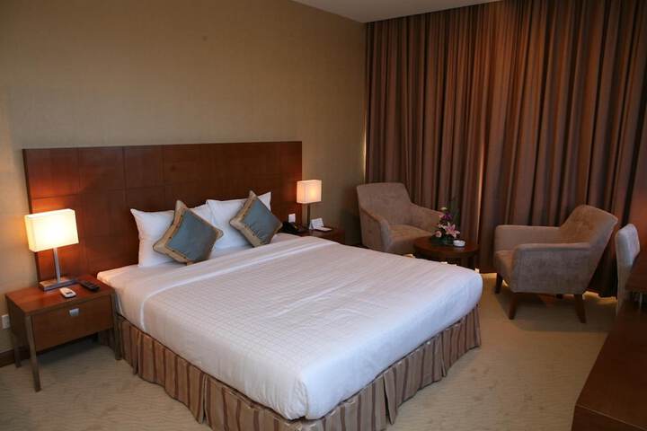 Room 20 of 181