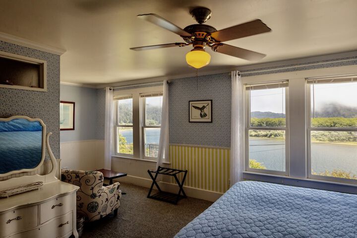 Room 28 of 113