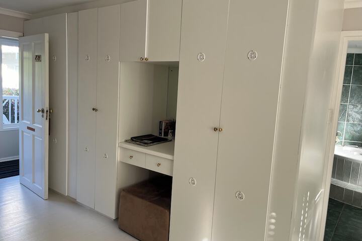 Room 8 of 60