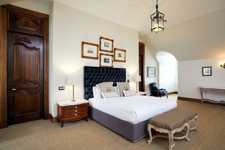 Room 14 of 72