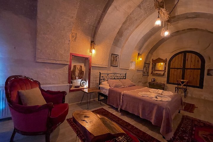 Room 6 of 56