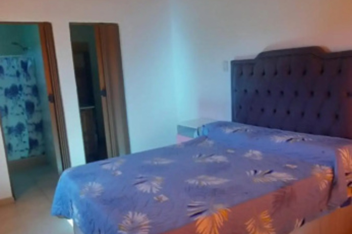 Room 2 of 9