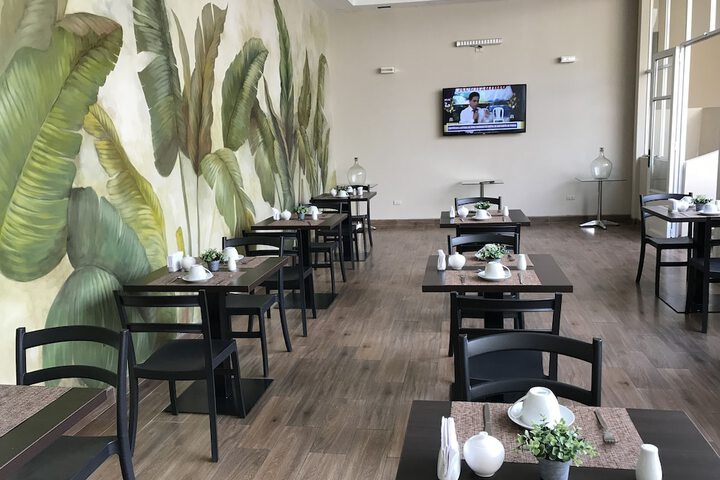 Lounge 60 of 67