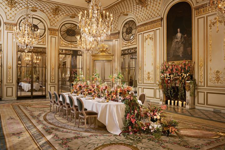 Ballroom/Hall 127 of 145