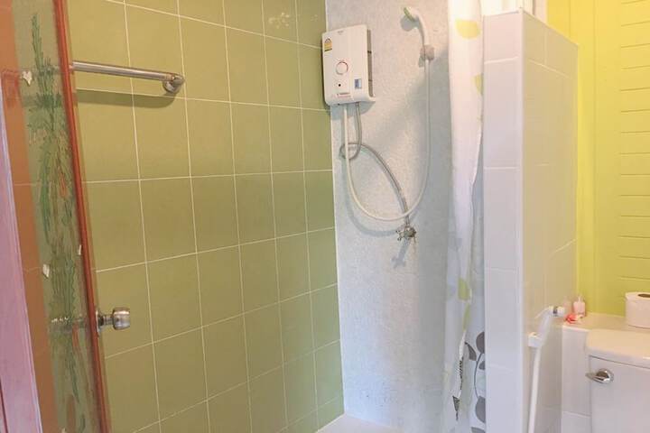 Room 16 of 24