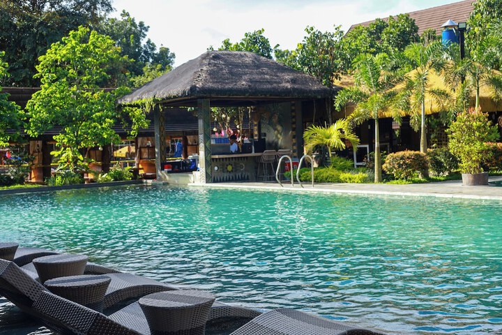 Pool 16 of 75