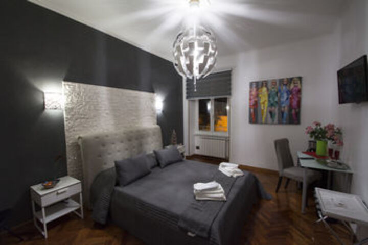 Room 12 of 23