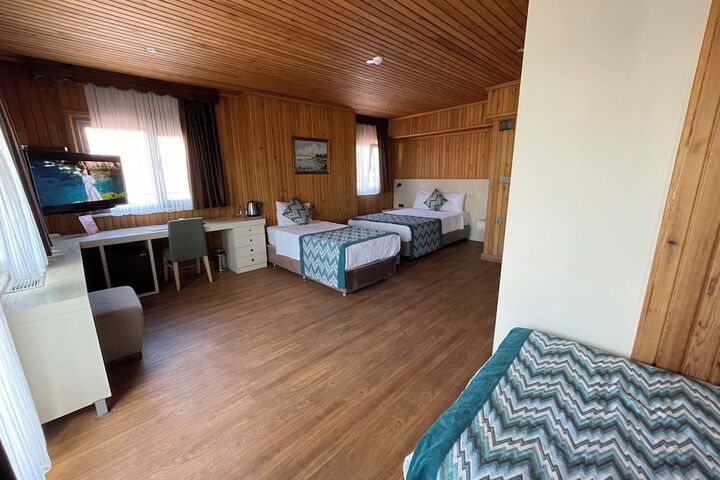 Room 19 of 53