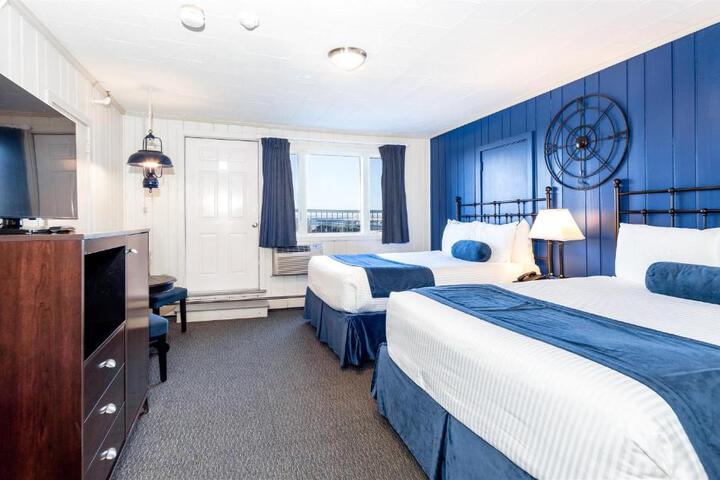 2 Double Beds (7 of 11)