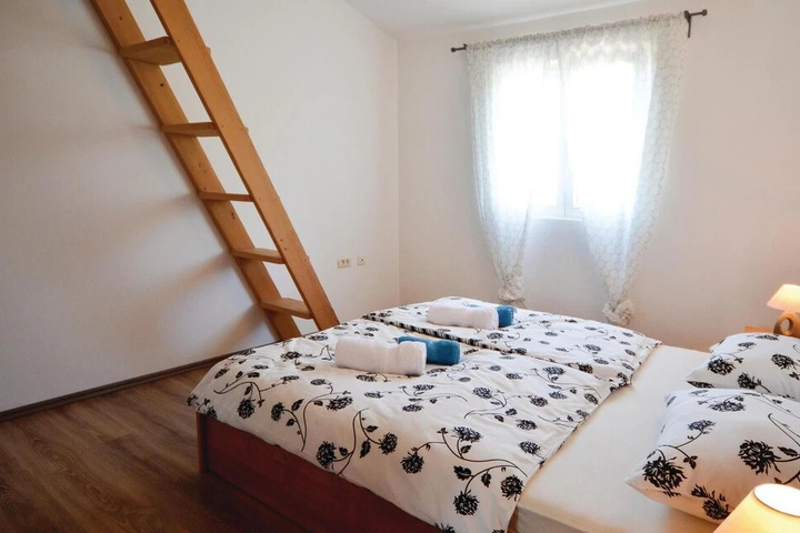 Stunning Home in Rovinj With Wifi and 3 Bedrooms