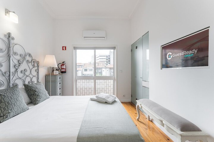 Room 9 of 72