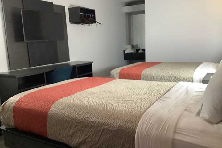 1 Double Bed (4 of 26)