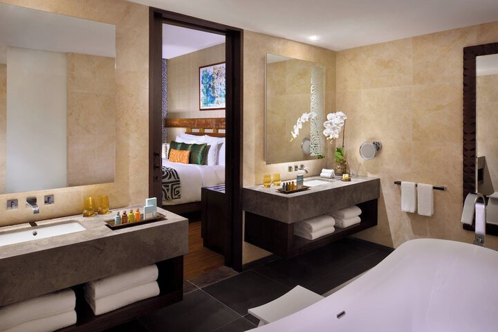 Room 55 of 152