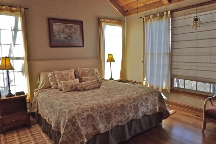 Room 3 of 24