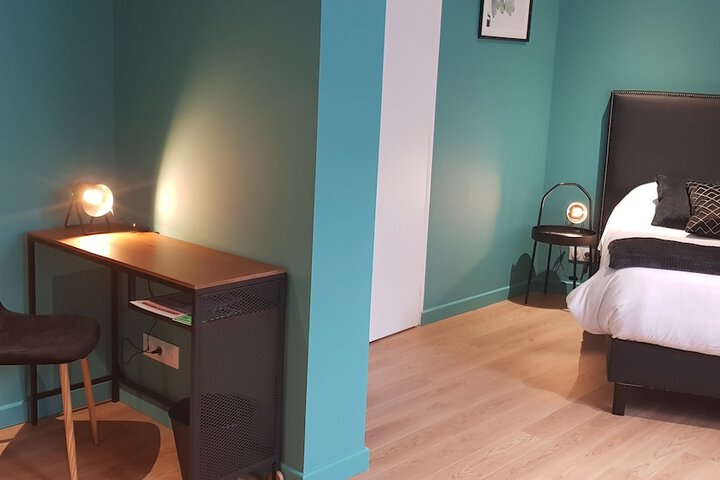Room 6 of 45