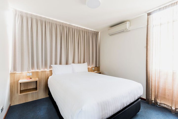 Room 29 of 69